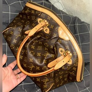 Preowned Authentic Louis Vuitton Monogram Tivoli GM